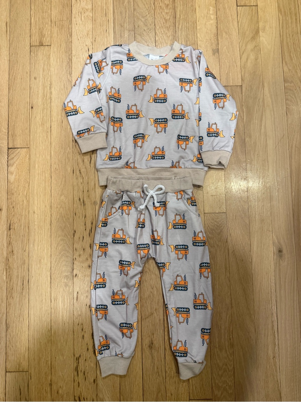 Pat pat 18-24 Kids Beige Construction Truck Pajama Set - Unbranded
